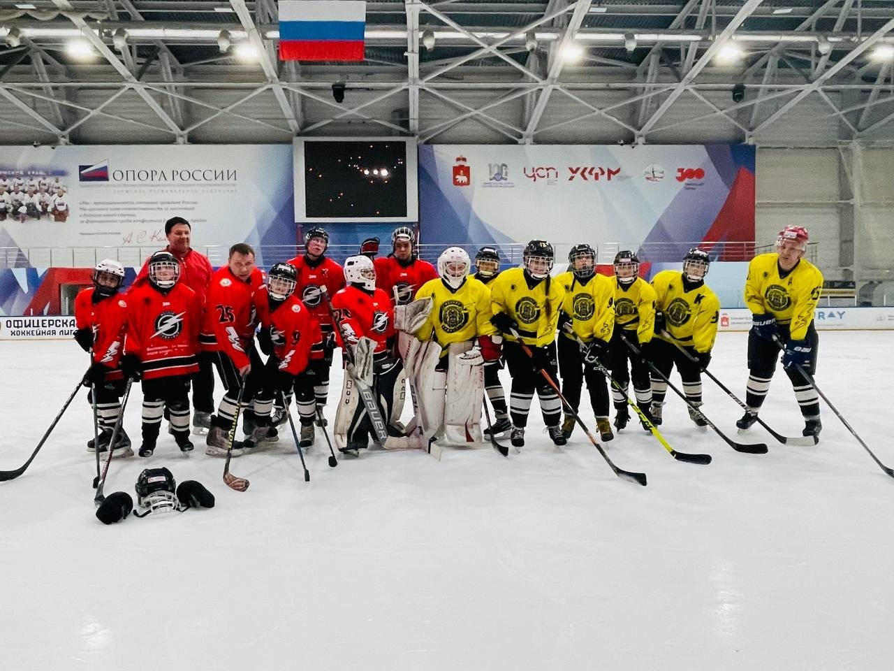 07.01.2024 Рождественский утренний лёд в СК им В.П. Сухарева, матч дружбы с  участием ХК 